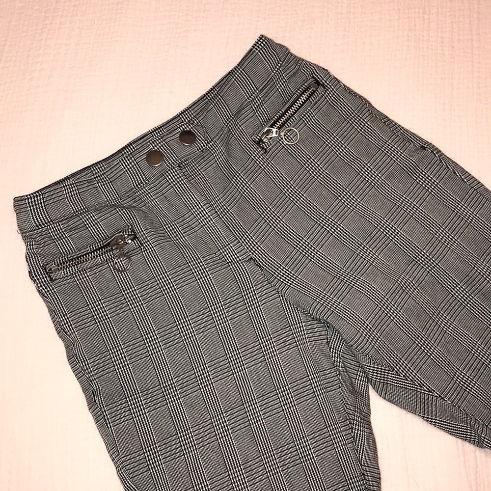 H&M Hounds tooth printed pants